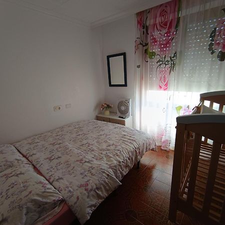 Big Penthouse For 10 Per Leilighet Torrevieja Eksteriør bilde