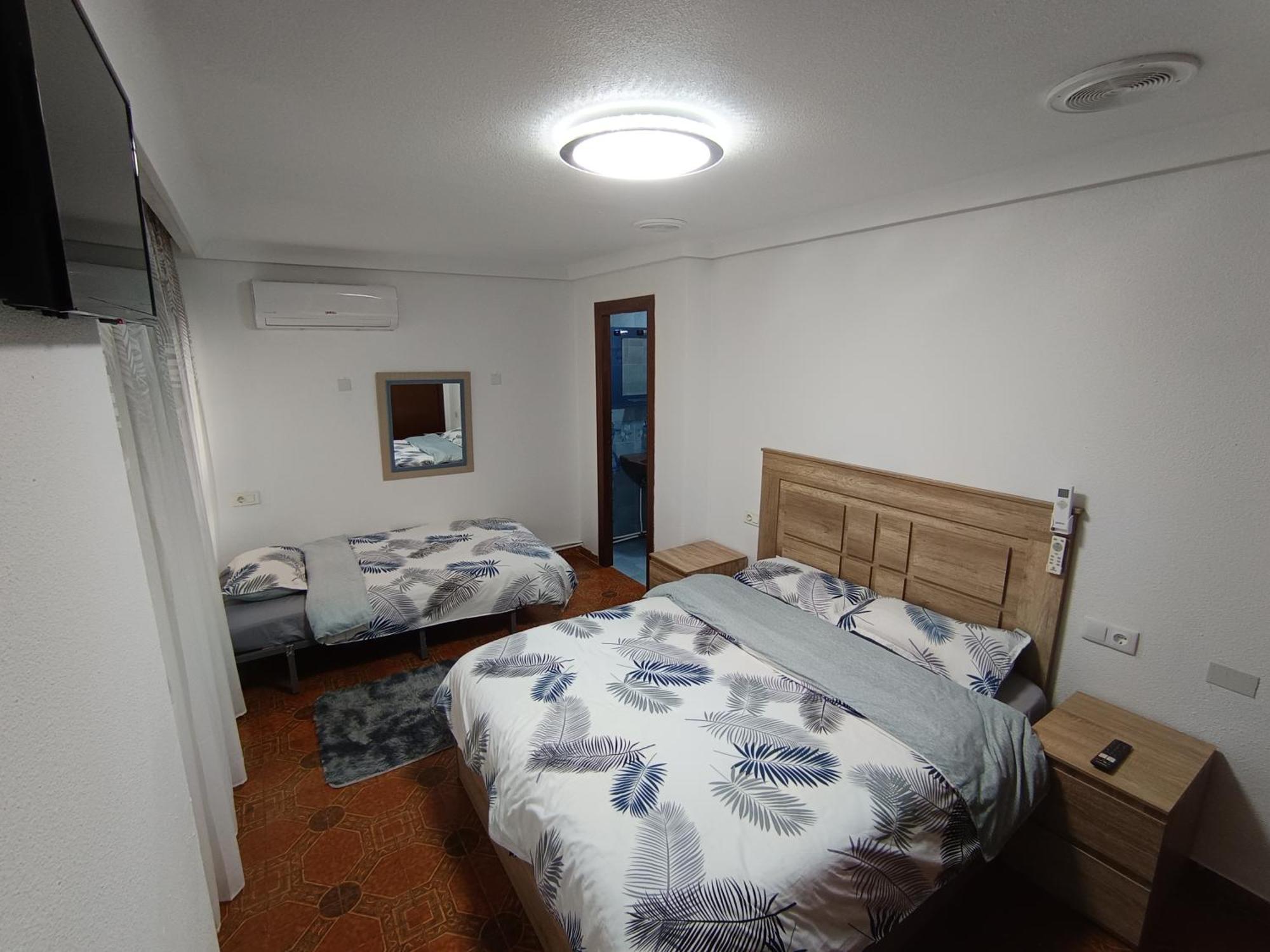 Big Penthouse For 10 Per Leilighet Torrevieja Eksteriør bilde
