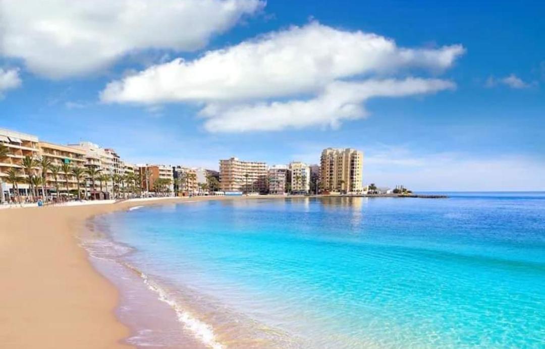 Big Penthouse For 10 Per Leilighet Torrevieja Eksteriør bilde